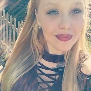 Meet your Posher, Nikki